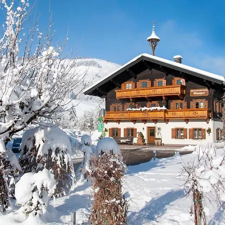 Farm stay Glaagut - Familie Hain Hochfilzen